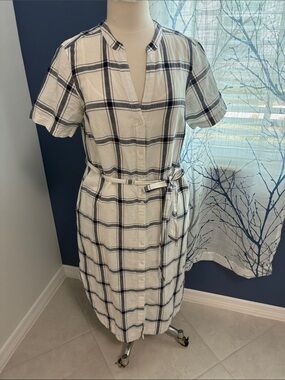 GAP White and Black Plaid Button-Front Shirt Dress with Belt - 2 Piece